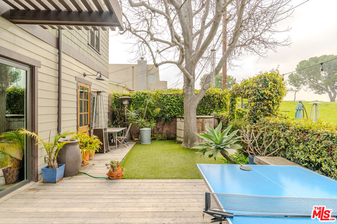 5903 Tellefson Road Culver City, CA 90230 - Photo 29 of 38 a view of a swimming pool with a patio