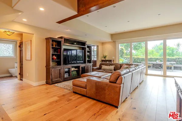 $11,750 | 5903 Tellefson Road, Culver City, CA 90230