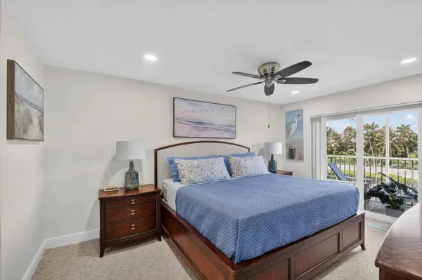 $2,600 | 1502 South Lakeside Drive, Unit 214, Lake Worth Beach, FL 33460