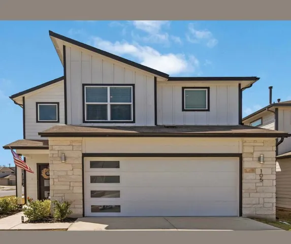 $1,925 | 105 New Hvn Street, San Marcos, TX 78666