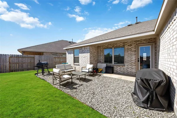 $2,400 | 19818 Sienna Grn Drive, Hockley, TX 77447