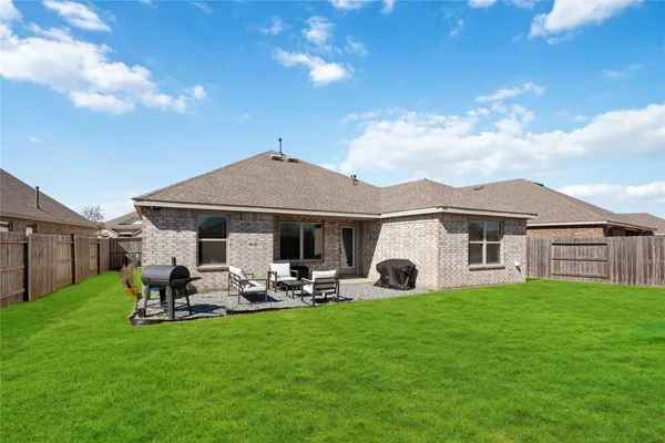 $2,400 | 19818 Sienna Grn Drive, Hockley, TX 77447