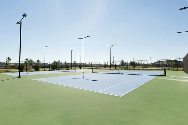 a view of a tennis court