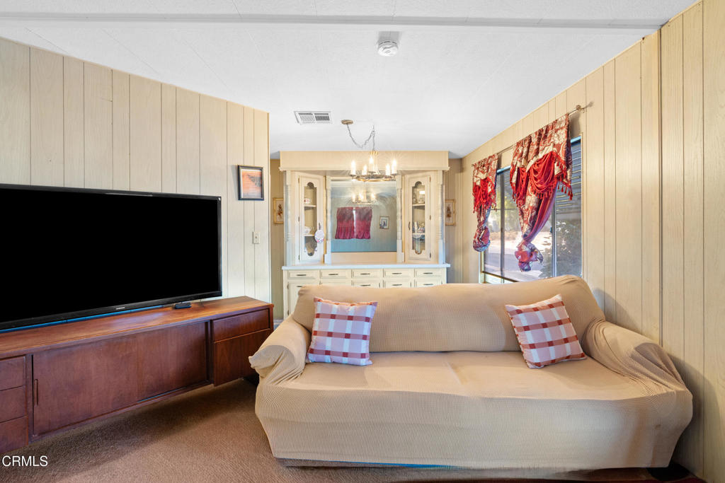 1500 Richmond Road, Unit 10 Santa Paula, CA 93060 - Photo 13 of 37 1500richmond-11