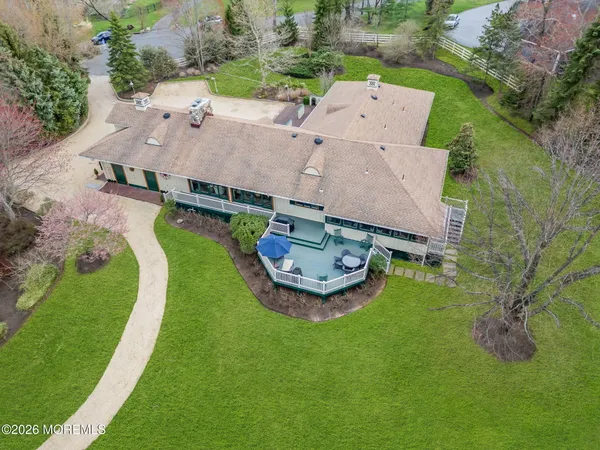 $3,200,000 | 2 Alyce Lane, Rumson, NJ 07760