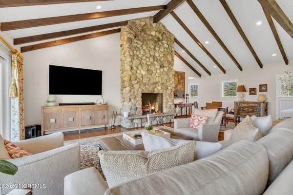 $3,200,000 | 2 Alyce Lane, Rumson, NJ 07760