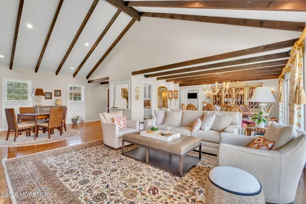 $3,200,000 | 2 Alyce Lane, Rumson, NJ 07760