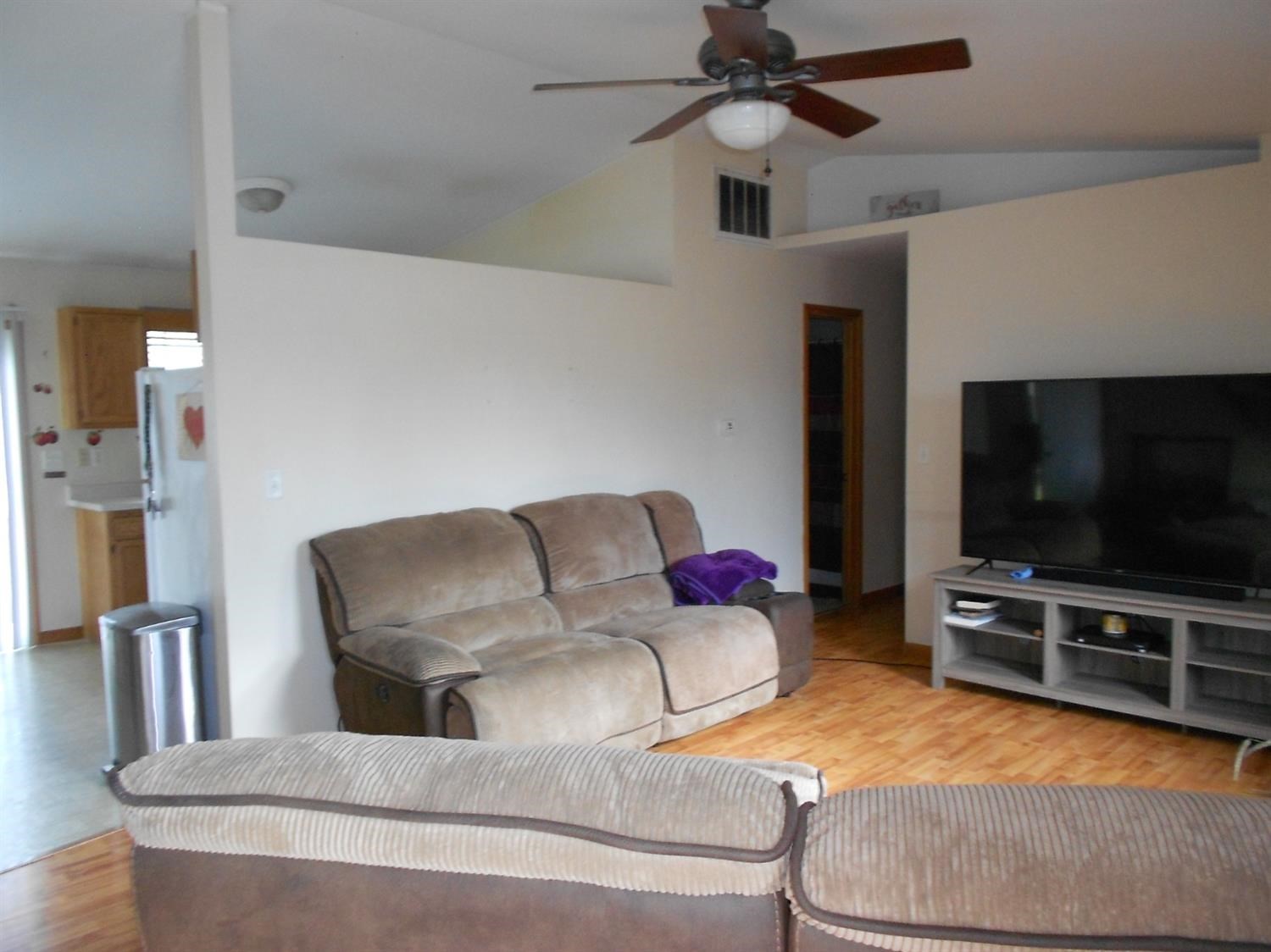 737 Devonshire Road Valparaiso, IN 46385 - Photo 5 of 19 1500x1124