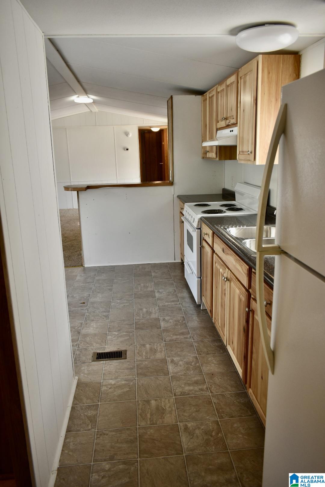 143 Dana Road Warrior, AL 35180 - Photo 4 of 12