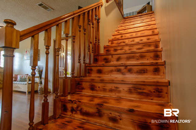 32234 Highway 90 Seminole, AL 36574 - Photo 16 of 22 Close up of stairs