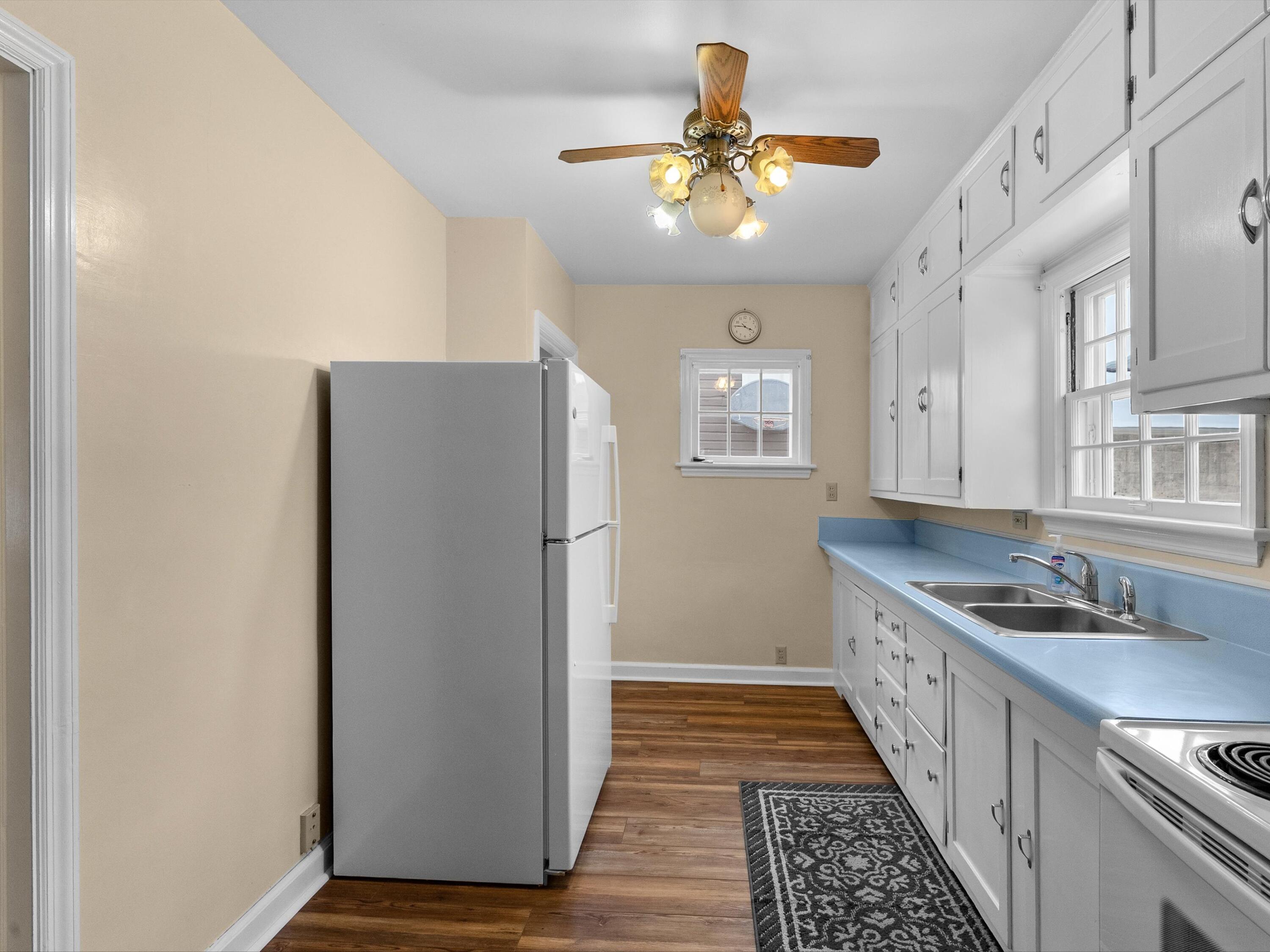 2812 School Street Two Rivers, WI 54241 - Photo 13 of 38 29-029_2800464_09911