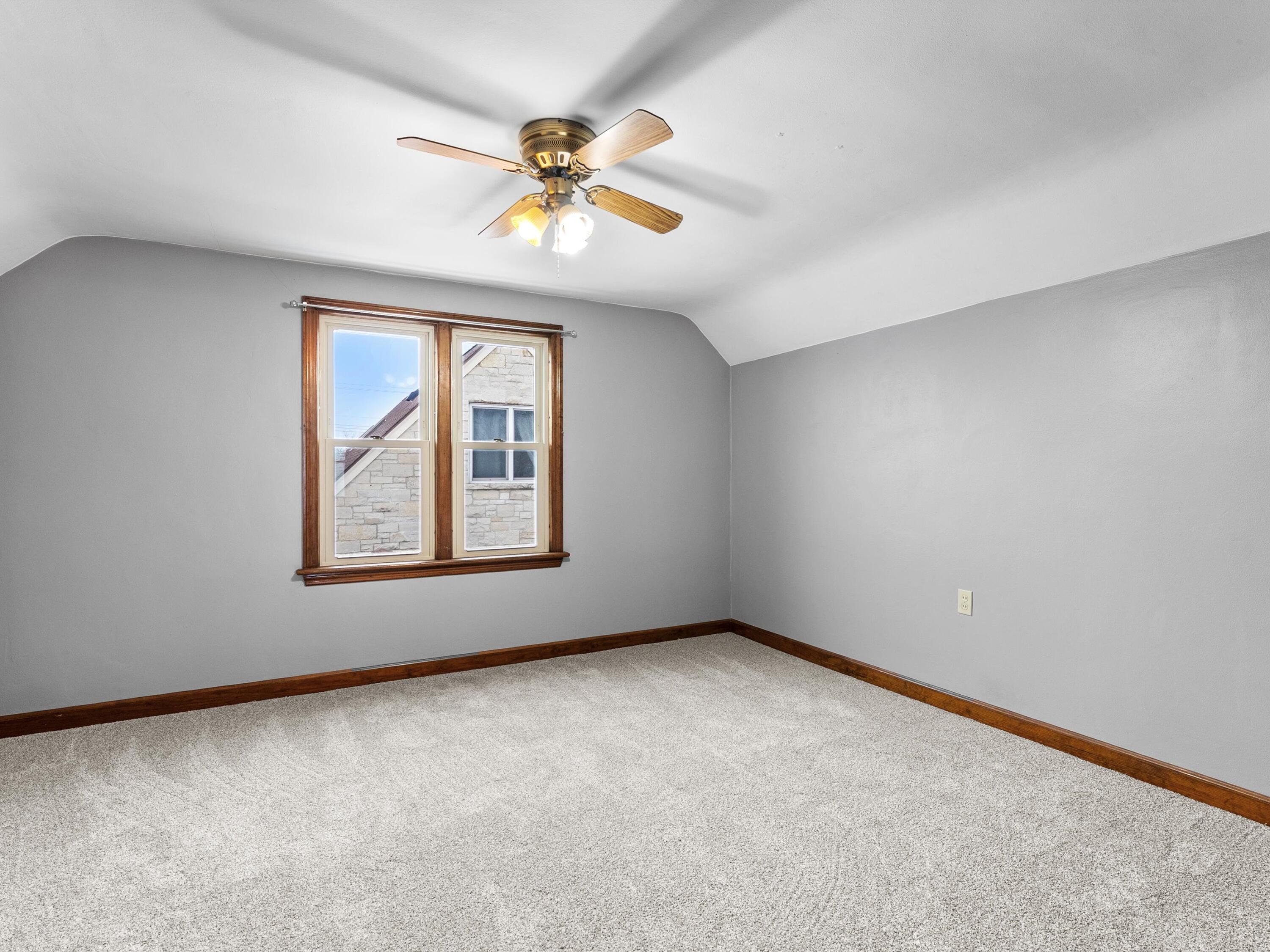 2812 School Street Two Rivers, WI 54241 - Photo 27 of 38 21-021_2800464_09892