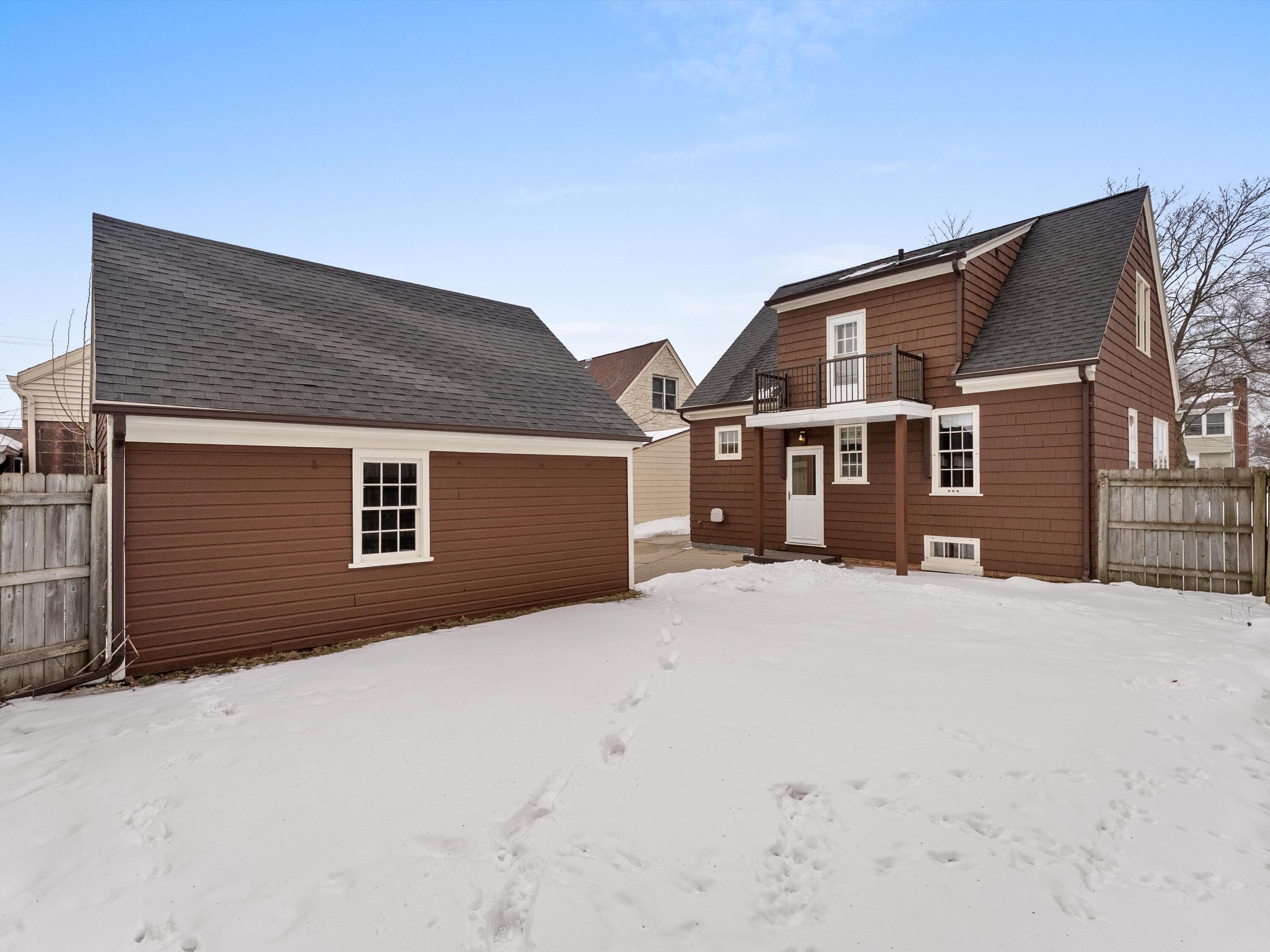 2812 School Street Two Rivers, WI 54241 - Photo 5 of 38 05-005_2800464_09844