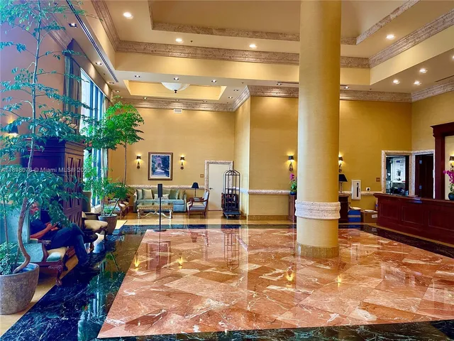 $3,000 | 8390 Southwest 72nd Avenue, Unit 421, Miami, FL 33143