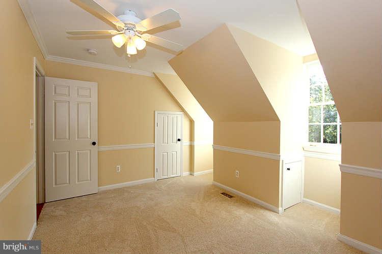 11674 Post Mills Lane Reston, VA 20194 - Photo 22 of 30 Bedroom