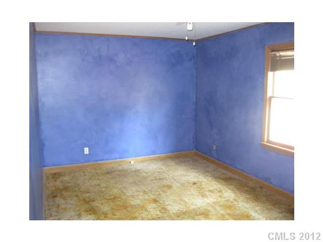 429 Freedom Mill Road Gastonia, NC 28052 - Photo 5 of 8 Gallery Image 5