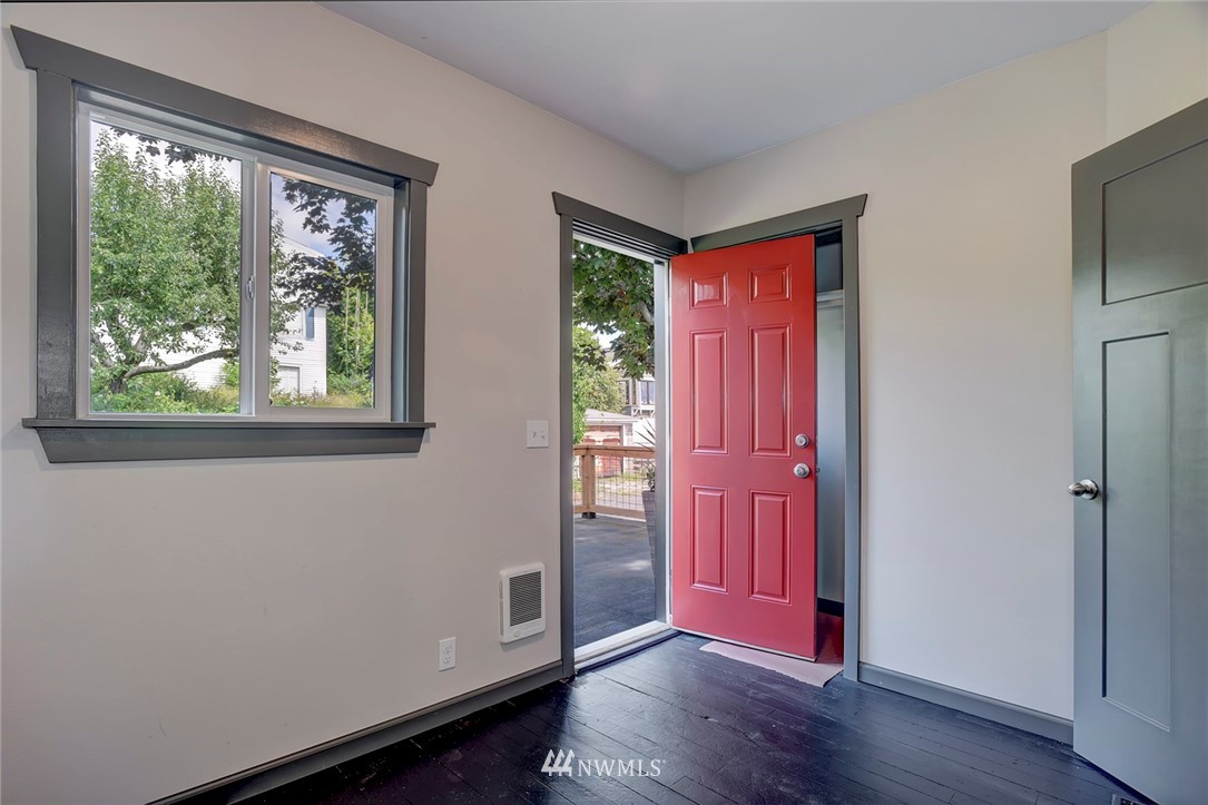 1122 Perry Avenue Bremerton, WA 98310 - Photo 24 of 39 Gallery Image 24
