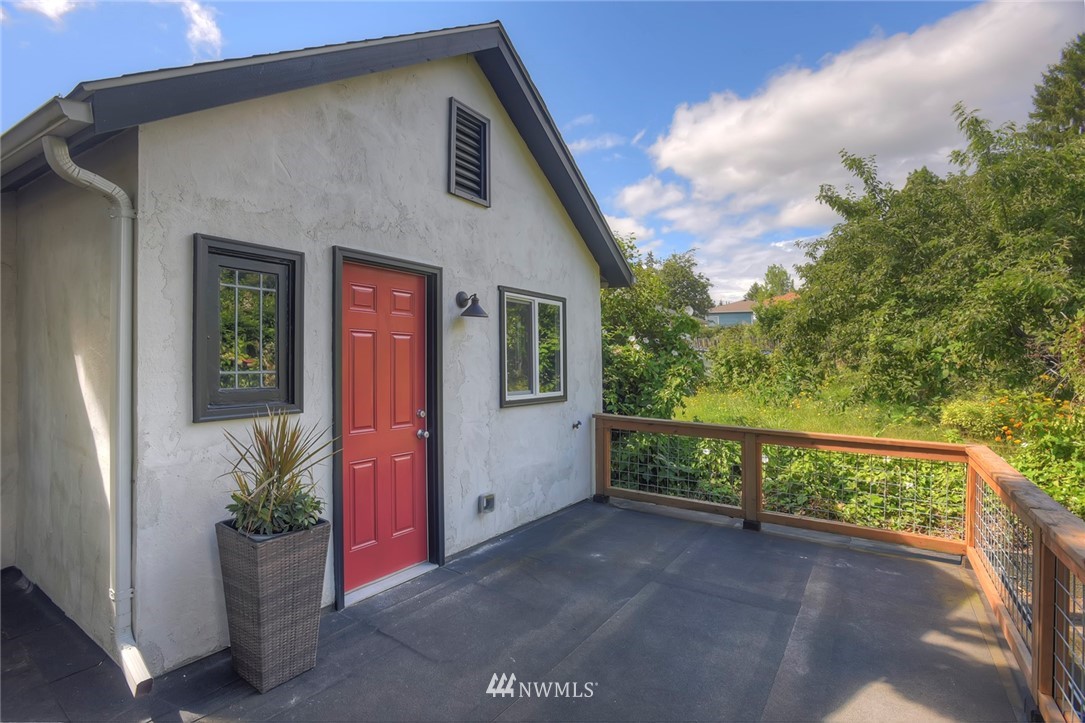 1122 Perry Avenue Bremerton, WA 98310 - Photo 25 of 39 Gallery Image 25