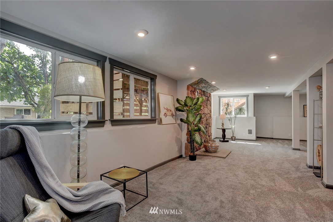 1122 Perry Avenue Bremerton, WA 98310 - Photo 26 of 39 Gallery Image 26