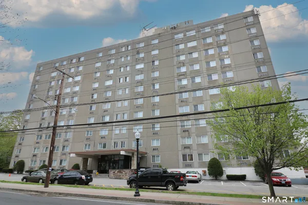 $1,200 | 120 Huntington Turnpike, Unit 101, Bridgeport, CT 06610