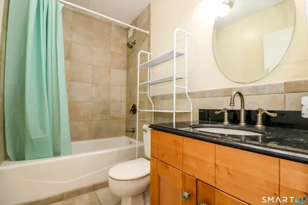 $1,200 | 120 Huntington Turnpike, Unit 101, Bridgeport, CT 06610