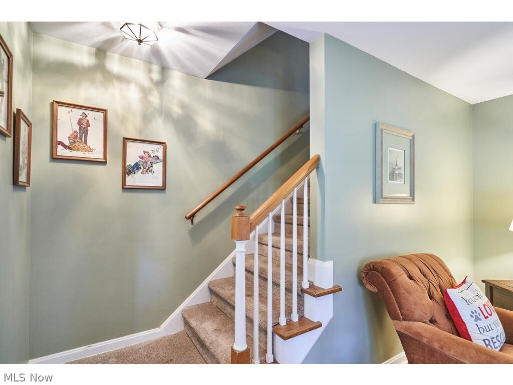 616 Hampshire Road Fairlawn, OH 44333 - Photo 14 of 32