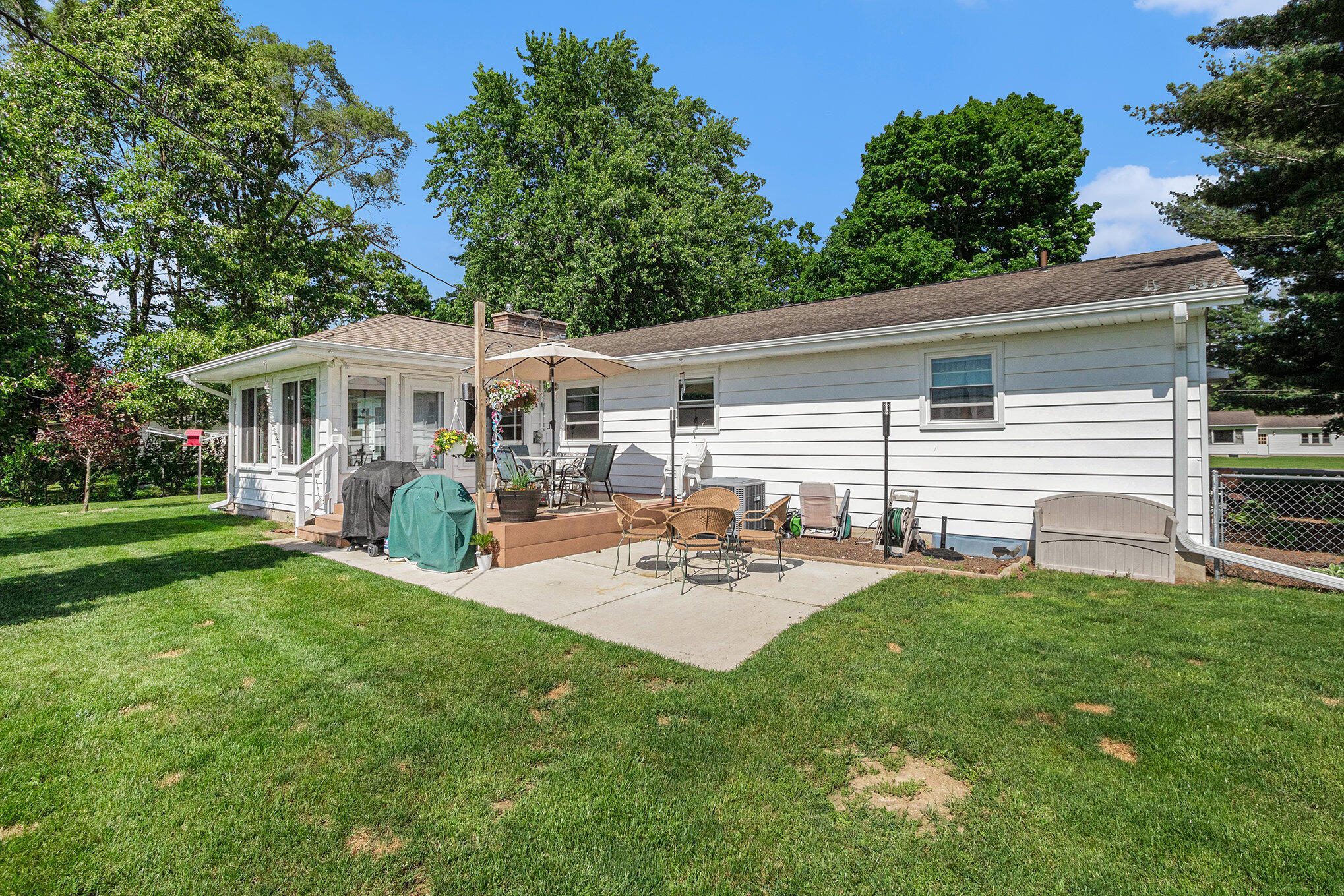 55338 Buckhorn Road Three Rivers, MI 49093 - Photo 3 of 23 019_img_3014