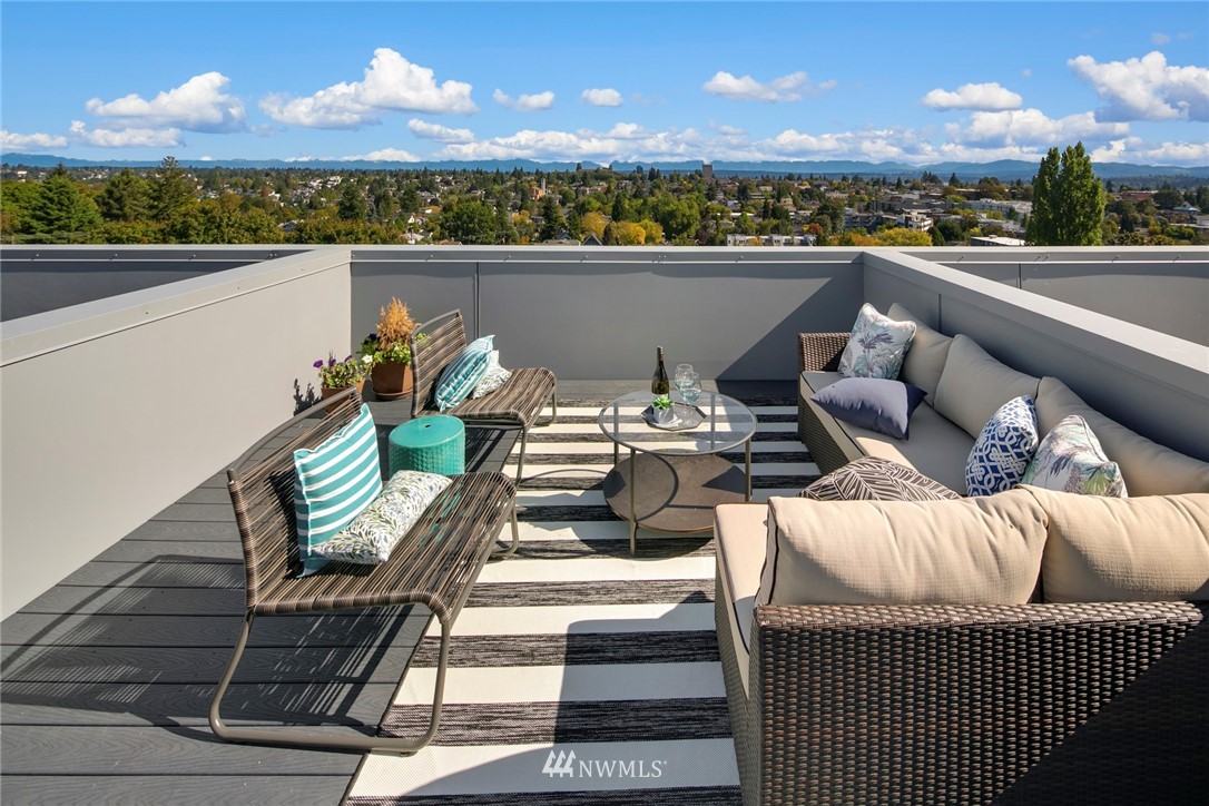 826 North 47th Street Seattle, WA 98103 - Photo 22 of 28 Gallery Image 22