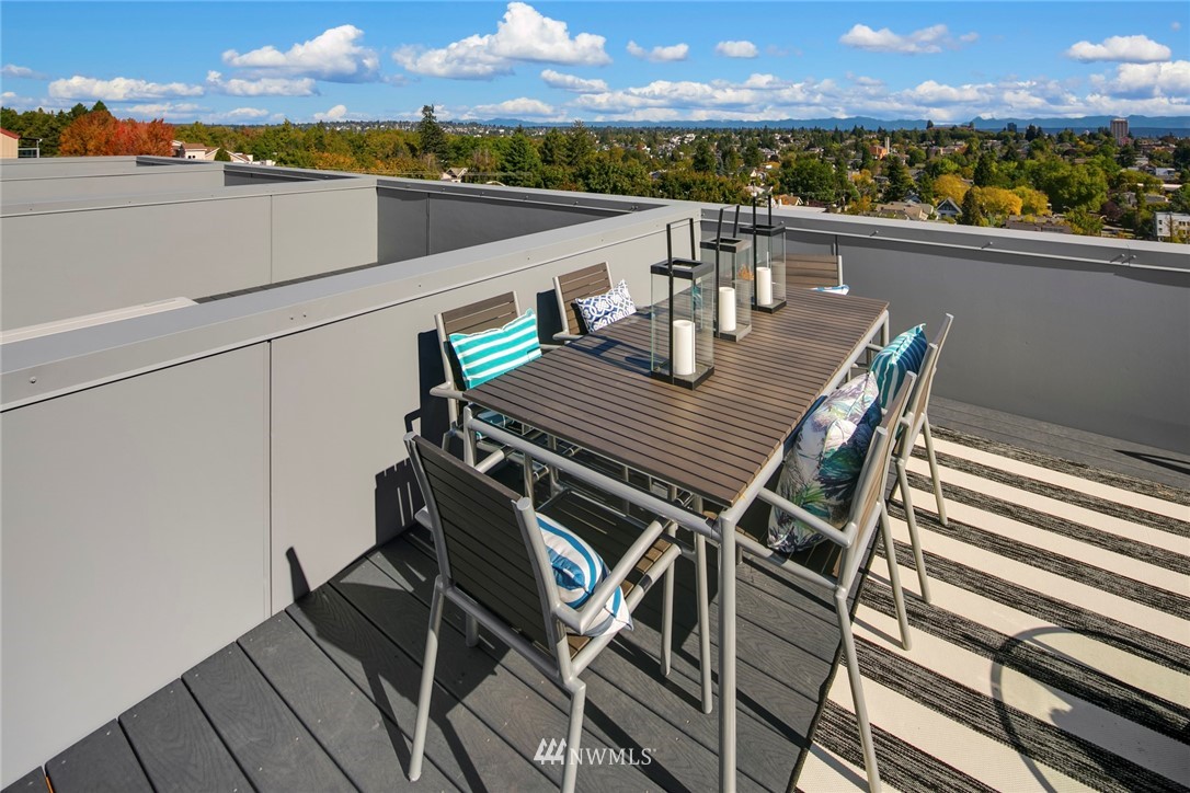 826 North 47th Street Seattle, WA 98103 - Photo 23 of 28 Gallery Image 23