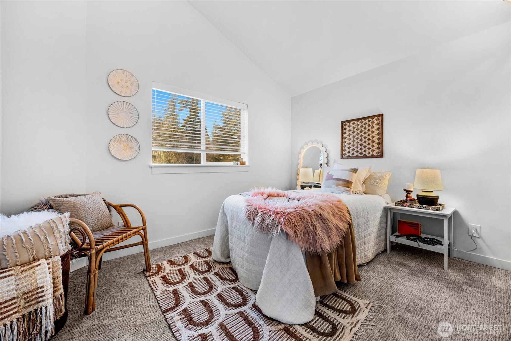 24231 78th Place West Edmonds, WA 98026 - Photo 21 of 40