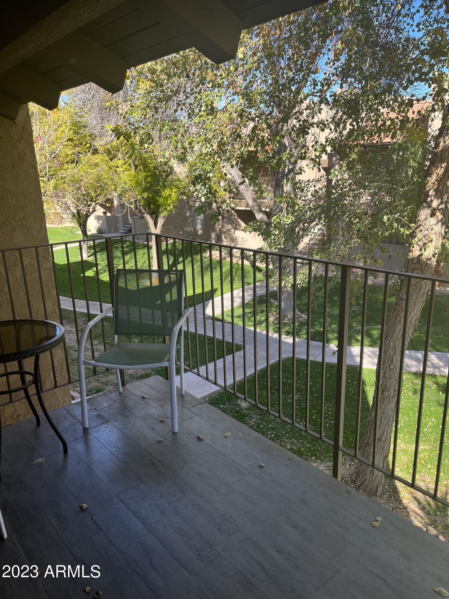 5525 East Thomas Road, Unit H5 Phoenix, AZ 85018 - Photo 18 of 25 Balcony