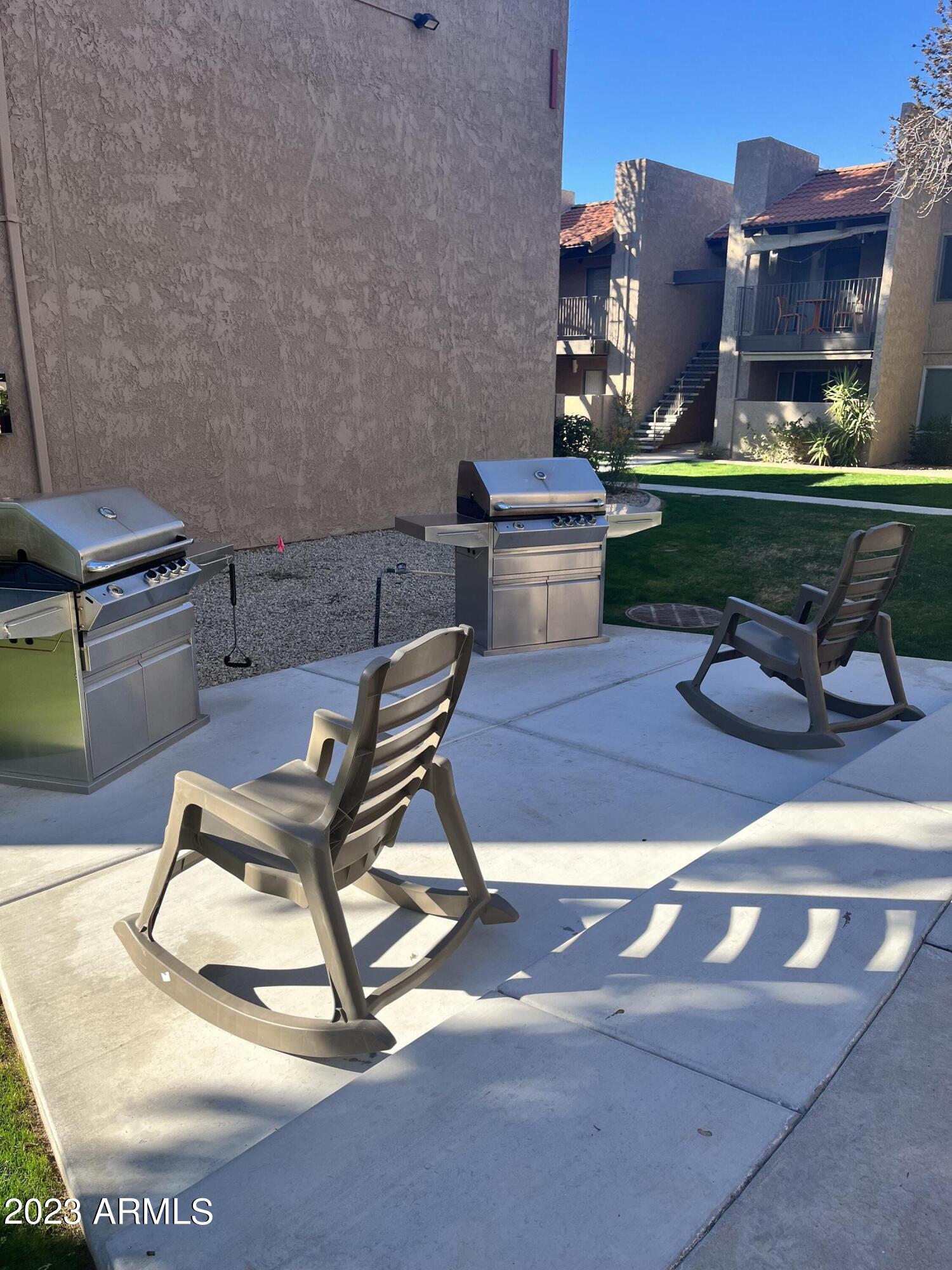 5525 East Thomas Road, Unit H5 Phoenix, AZ 85018 - Photo 22 of 25 BBQ
