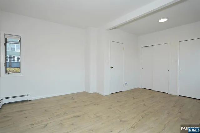 $4,450 | 5 Beverly Place, Edgewater, NJ 07020