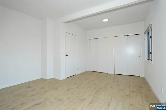 $4,450 | 5 Beverly Place, Edgewater, NJ 07020