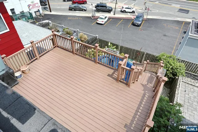 $4,450 | 5 Beverly Place, Edgewater, NJ 07020