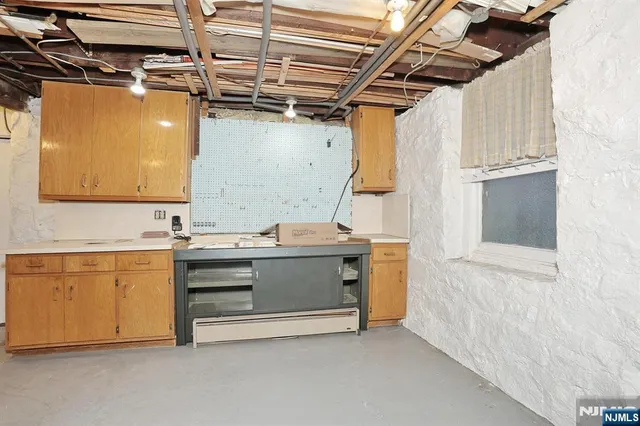 $4,450 | 5 Beverly Place, Edgewater, NJ 07020