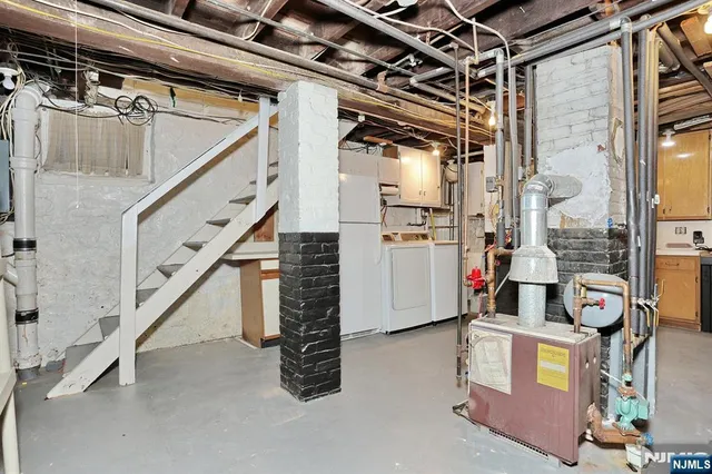 $4,450 | 5 Beverly Place, Edgewater, NJ 07020