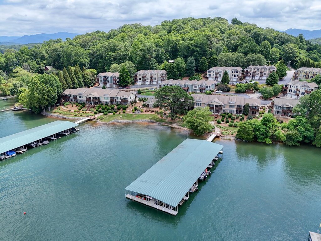 1407 Lakeside Road, Unit 201 Hiawassee, GA 30546 - Photo 42 of 47 Gallery Image 42