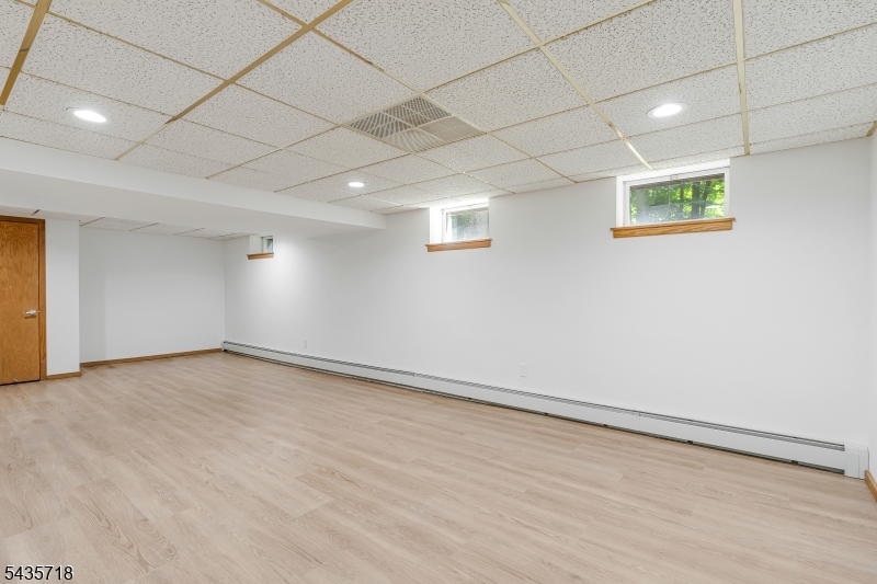 1 Fernwood Road Warren, NJ 07059 - Photo 31 of 41
