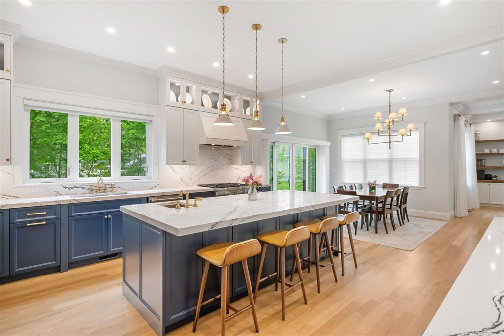 7 Phyllis Lane Milton, MA 02186 - Photo 3 of 37