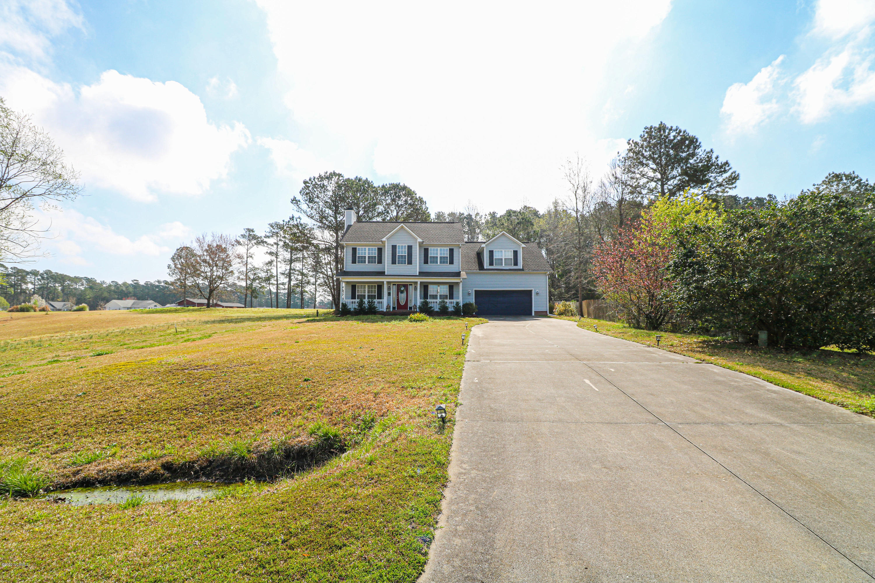 202 Rutherford Way Jacksonville, NC 28540 - Photo 3 of 33 Front