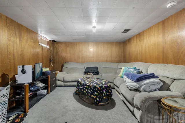 $170,000 | 1250 Sussex Drive, South Bend, IN 46628