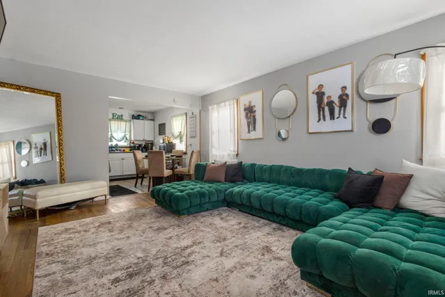 $170,000 | 1250 Sussex Drive, South Bend, IN 46628