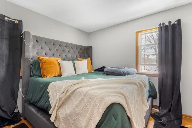 $170,000 | 1250 Sussex Drive, South Bend, IN 46628