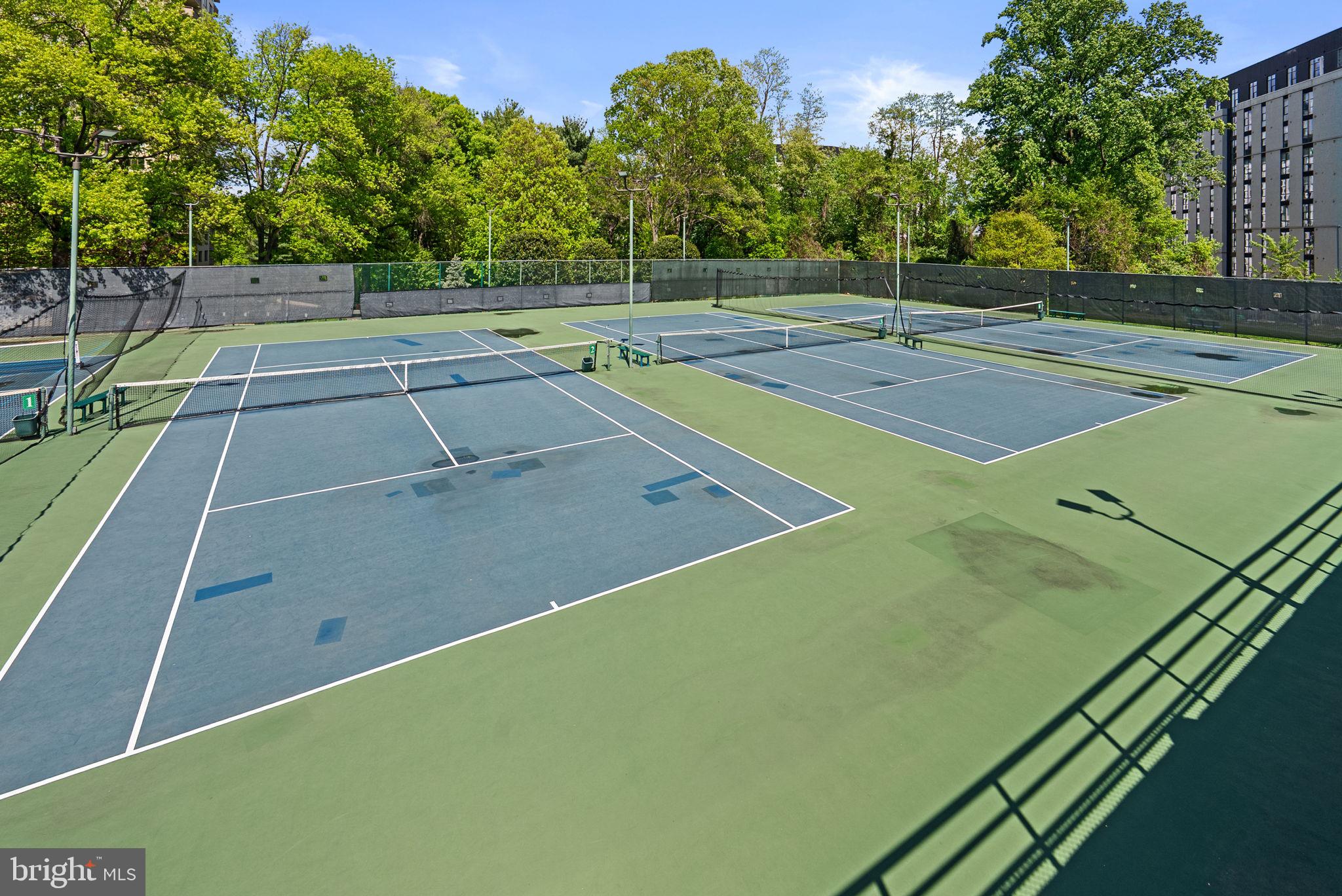 5225 Pooks Hill Road, Unit 804N Bethesda, MD 20814 - Photo 37 of 39 a view of a tennis court