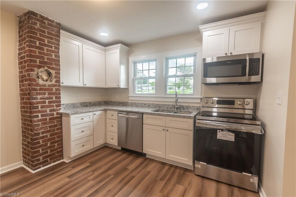 235 Pipers Gap Road Mount Airy, NC 27030 - Photo 5 of 20 Gallery Image 5