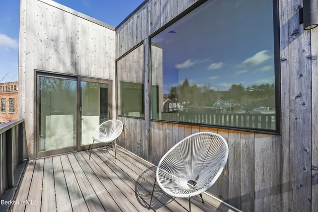 $1,149,000 | 12 River Run, Williamstown, MA 01267