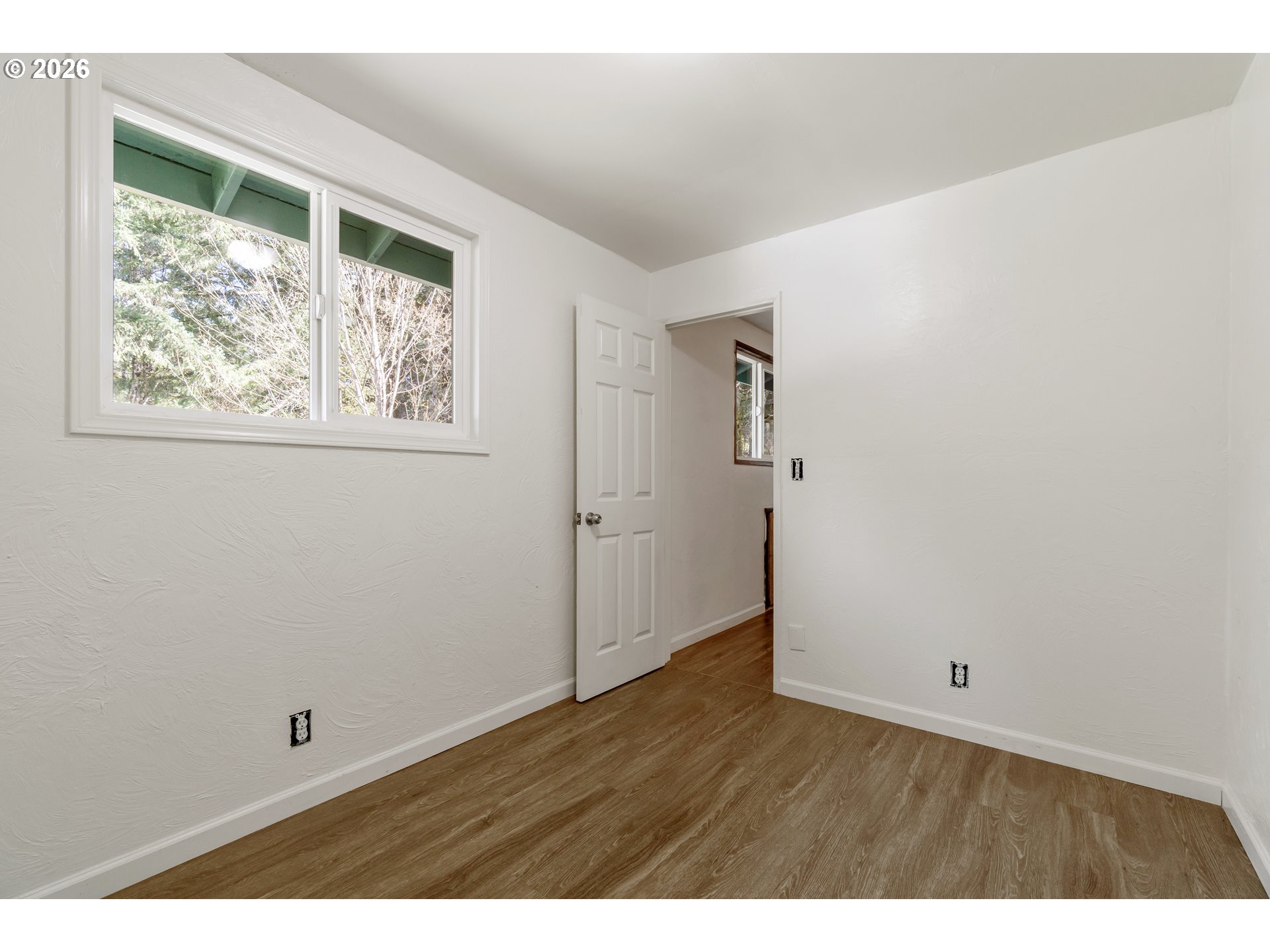 23939 Raze Road Elmira, OR 97437 - Photo 19 of 46 Bedroom, Primary