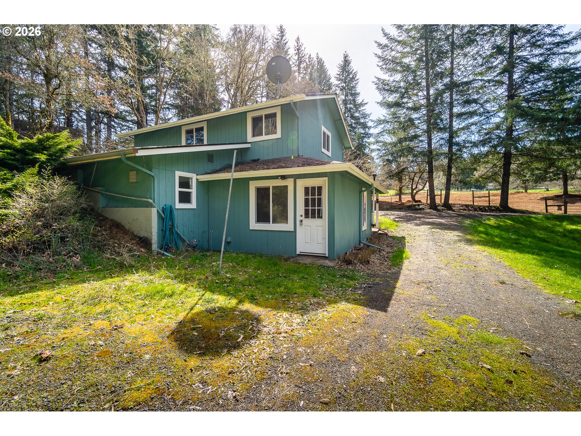 23939 Raze Road Elmira, OR 97437 - Photo 26 of 46 Bedroom