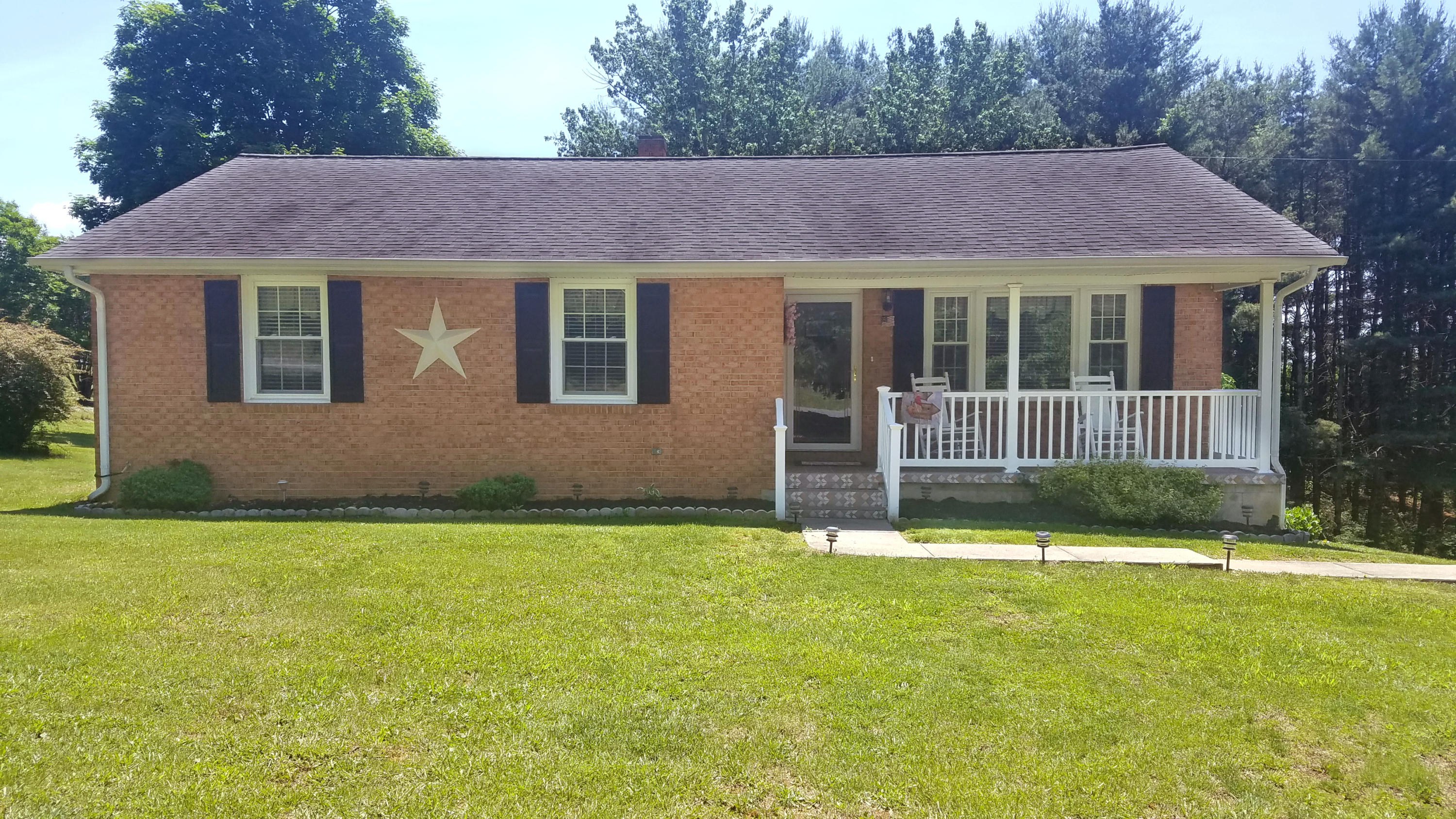 462 Little Timber Ridge Buchanan, VA 24066 - Photo 1 of 1 Front